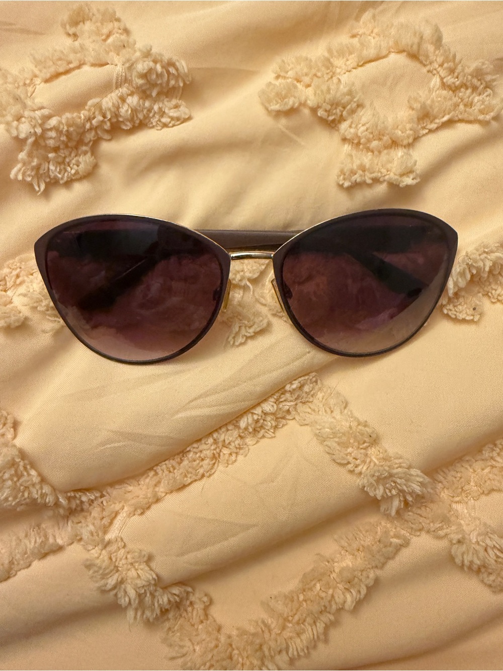 Jessica Simpson Cat-Eye Sunglasses in Dark Brown with Gold Bridge
